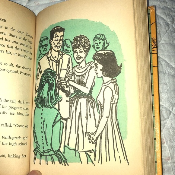 Donna Parker Takes a Giant Step Book - Picture 6 of 9